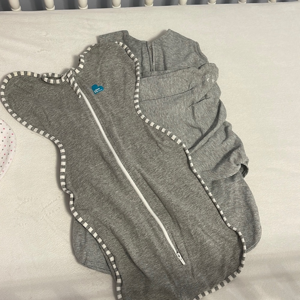 Love to dream and halo swaddle